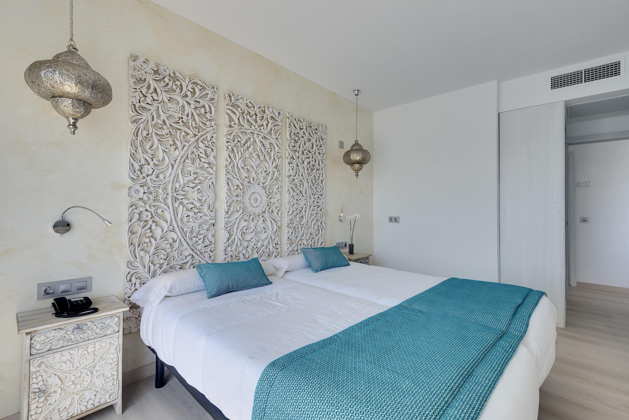Cala Millor Garden Hotel - Adults Only Экстерьер фото