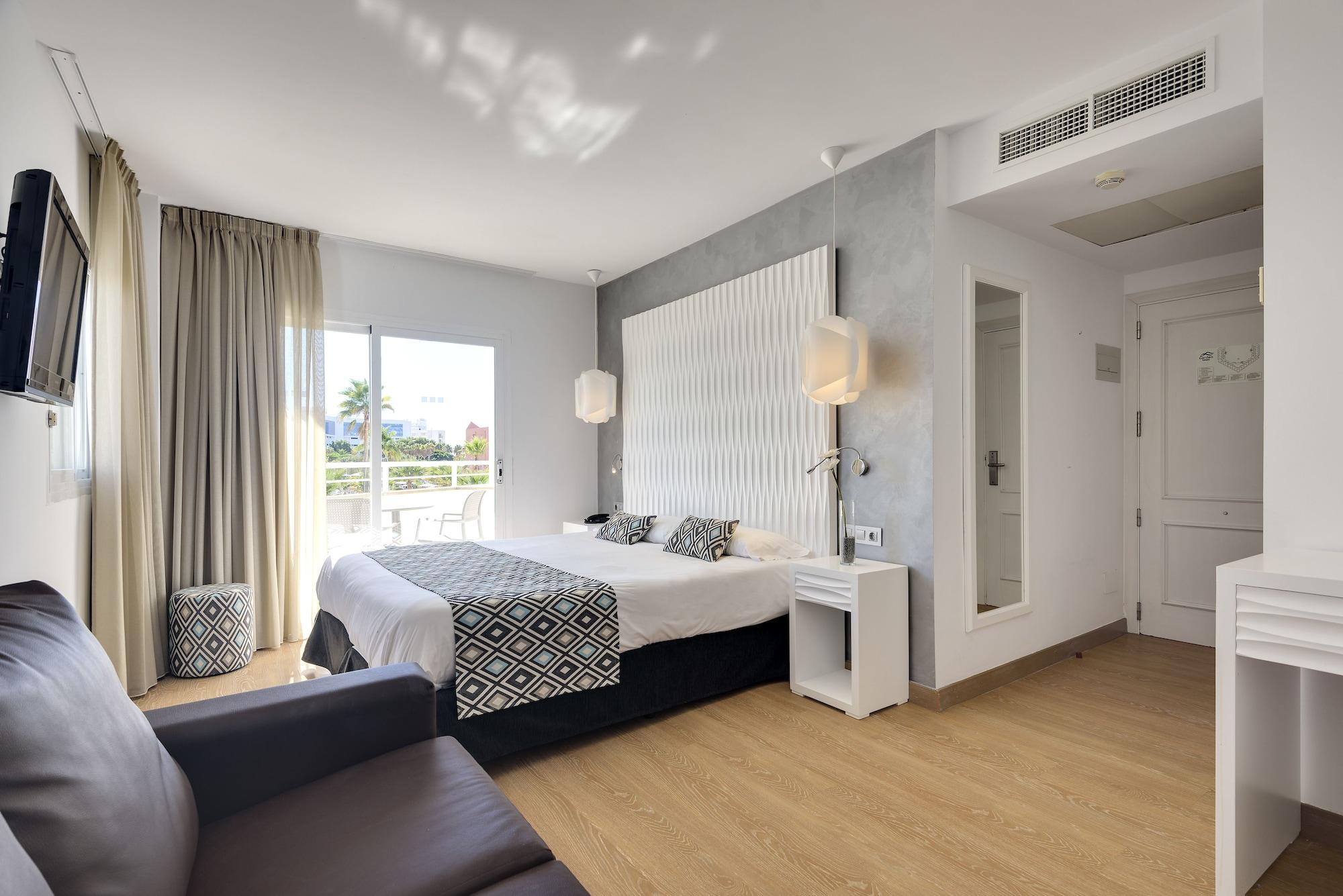 Cala Millor Garden Hotel - Adults Only Экстерьер фото