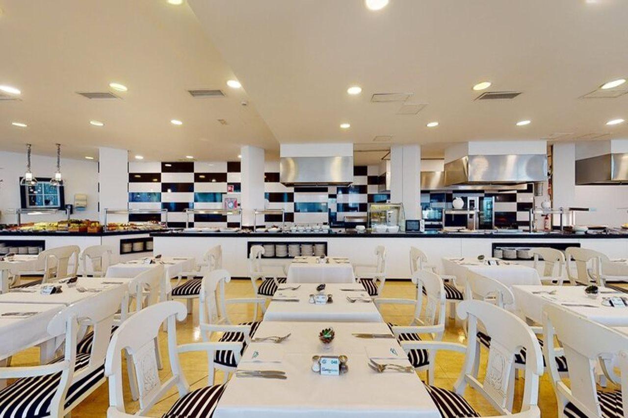 Cala Millor Garden Hotel - Adults Only Экстерьер фото
