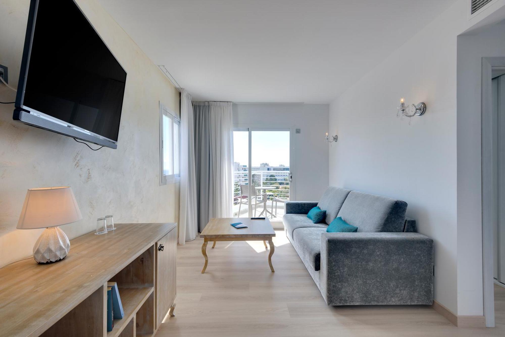 Cala Millor Garden Hotel - Adults Only Экстерьер фото