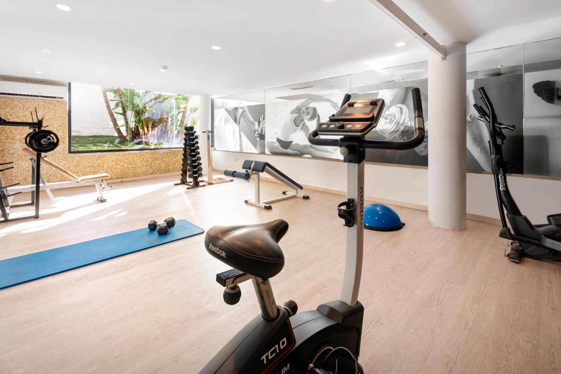 Cala Millor Garden Hotel - Adults Only Экстерьер фото